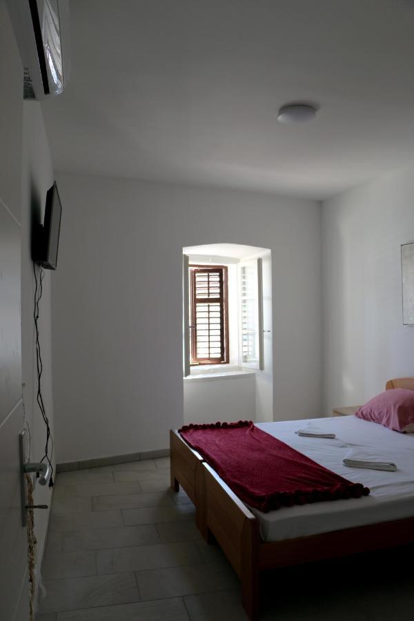 Penthouse & Franci Apartment
